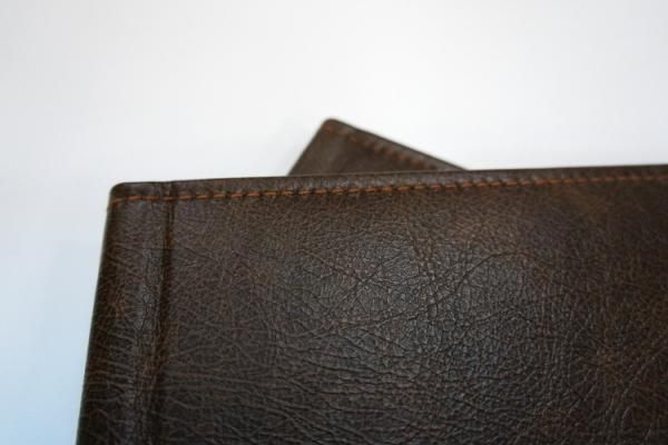 Фотокнига из кожи со вставкой Газпром 222