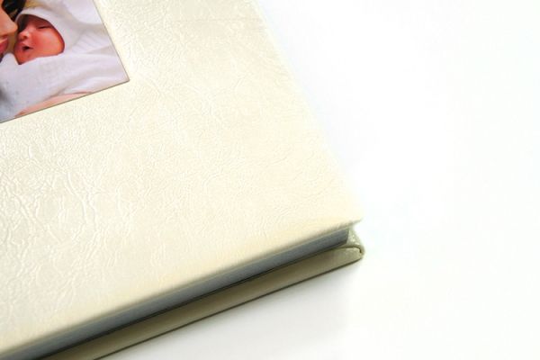 Искусственная кожа + вставка фото 7х7 см 3